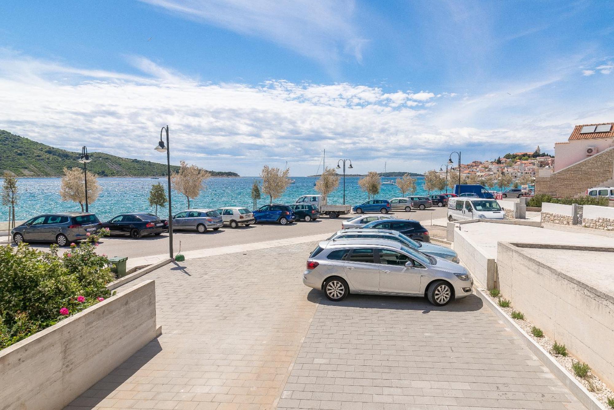 Beachfront Apartments Villa Sisa Primošten Εξωτερικό φωτογραφία