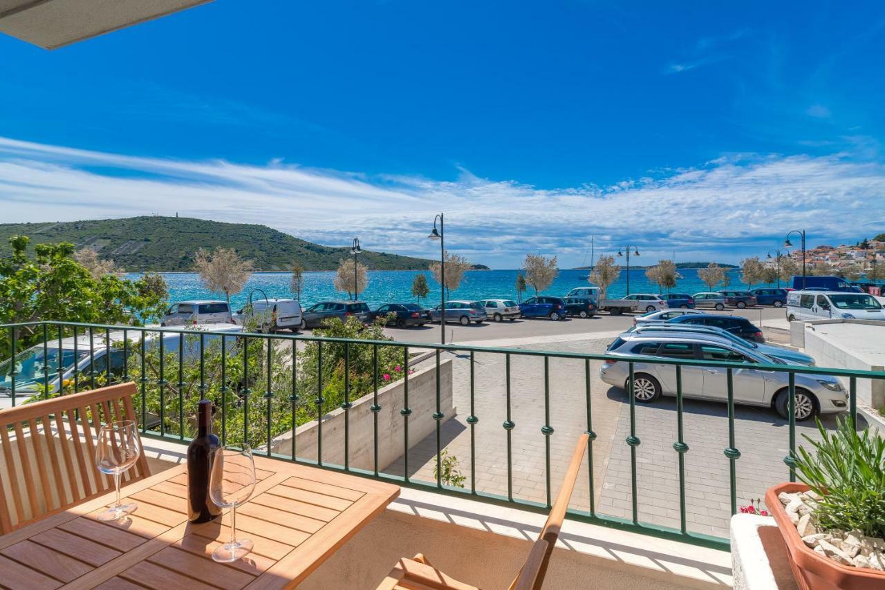 Beachfront Apartments Villa Sisa Primošten Εξωτερικό φωτογραφία